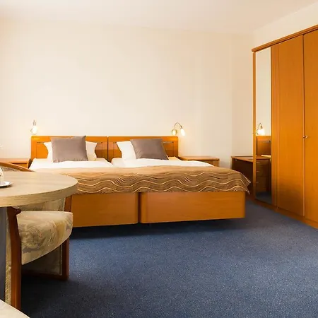 Hotel Strand Nordsee, Deichläufer